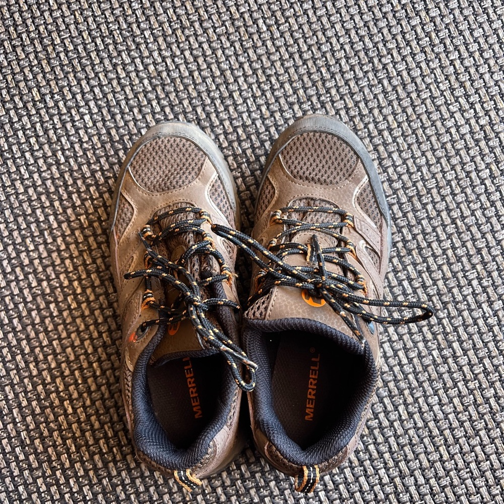 Merrell youth hiking shoes